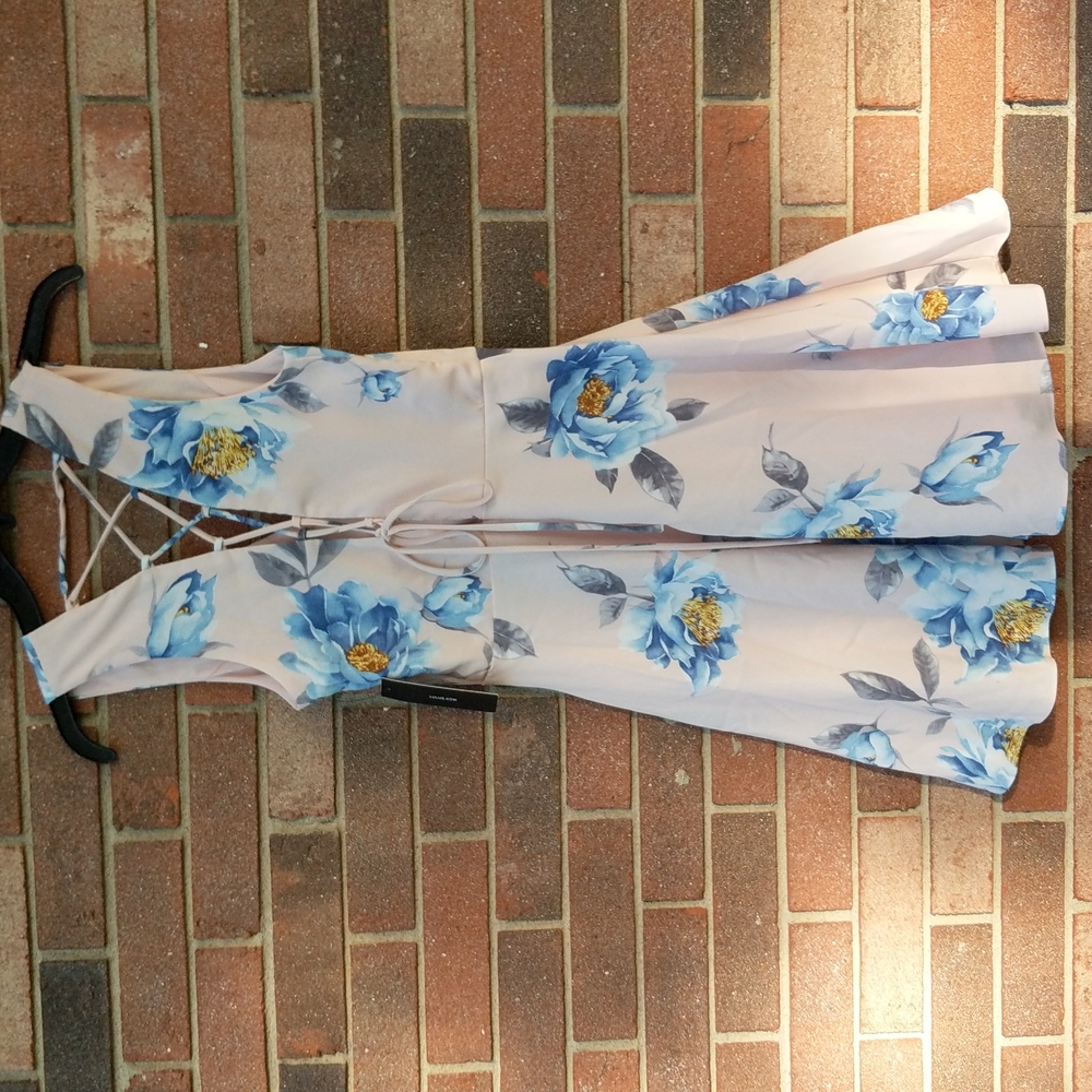 Lulu's Dress Size Small - Picture 11 of 14